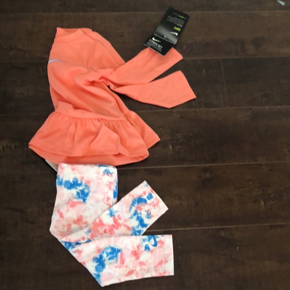 Nike toddler 2 price set. - Picture 2 of 9